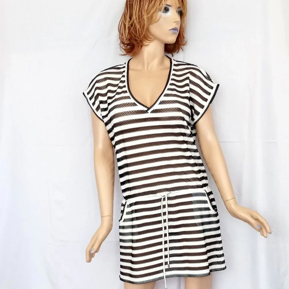 CALVIN KLEIN Black & White Striped Crochet Swim Cover Up Sz S/M - Picture 2 of 8